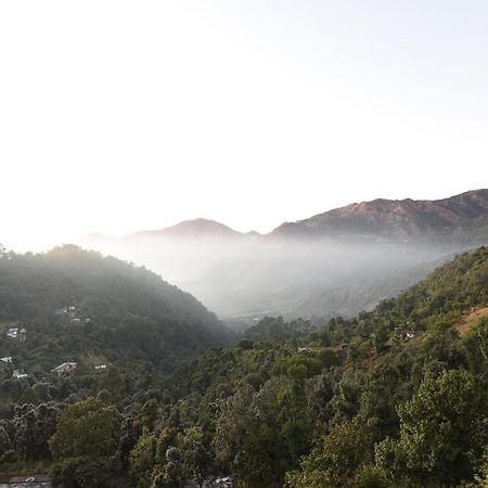 Green Roof Hotel Nainital Kültér fotó