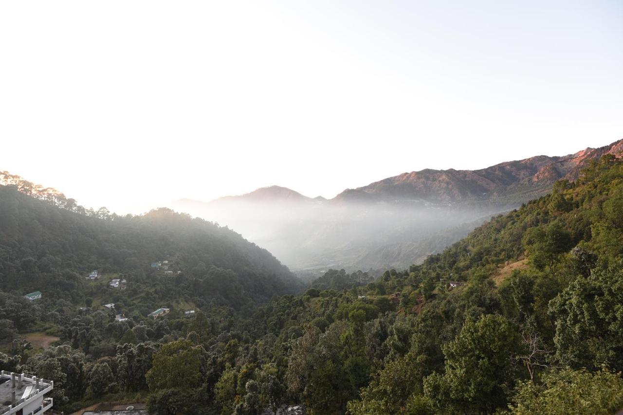 Green Roof Hotel Nainital Kültér fotó